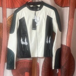 NWT FOREVER 21 faux Leather moto Jacket